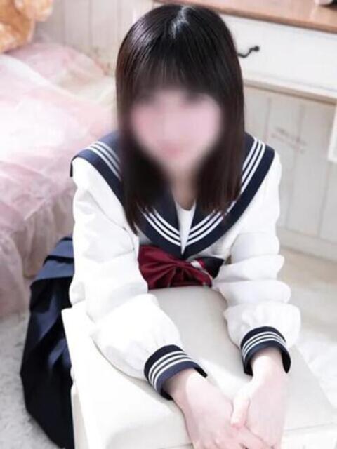 ねる 新宿・本格コスプレ素人アイドル学園イメクラ「新入生」（デリヘル）