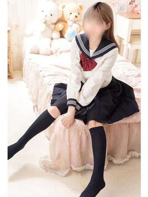 みつき 新宿・本格コスプレ素人アイドル学園イメクラ「新入生」（デリヘル）