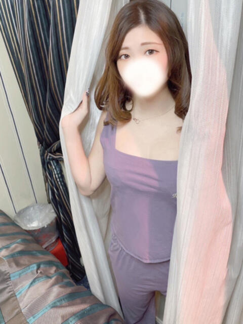 新人・かえで CLASSY.四日市店（ホテヘル＆デリヘル）