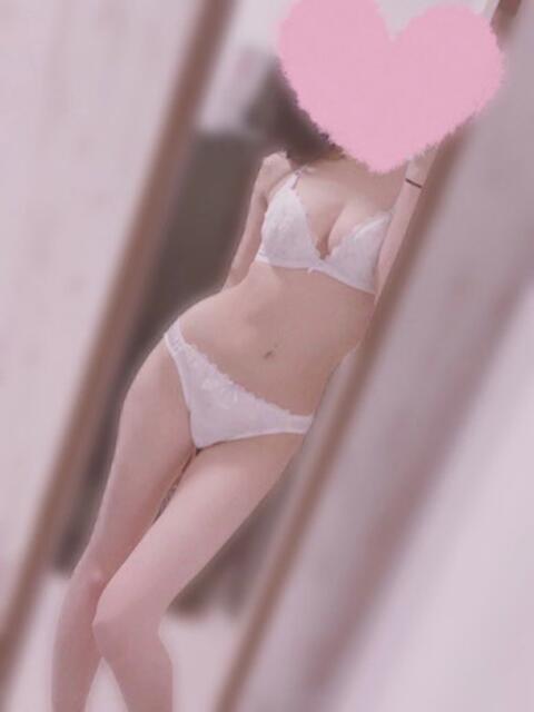 えみり☆敏感ご奉仕好き娘 じゃむじゃむ(デリヘル)