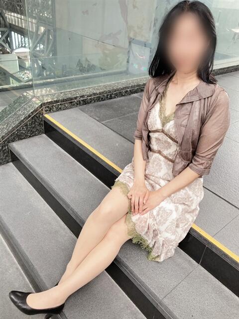 森下 葉月 昼妻夜 滋賀店（駅待ち合わせ人妻デリヘル）