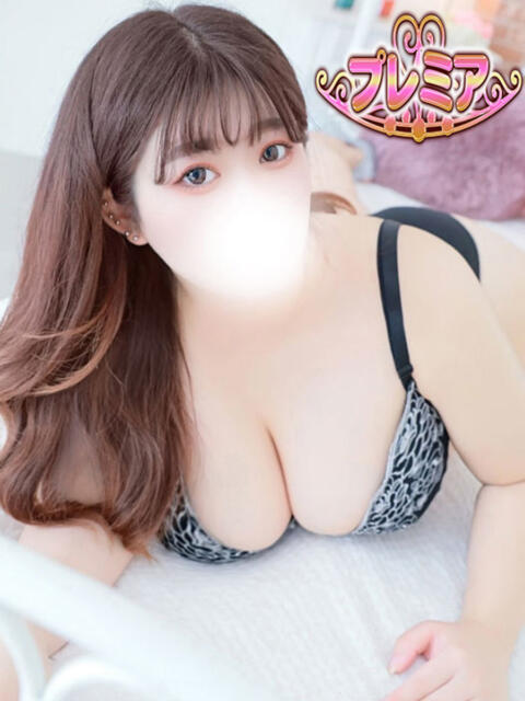 えれな ぽっちゃり巨乳素人専門店ぷにめろ渋谷店（ぽっちゃり系デリヘル）