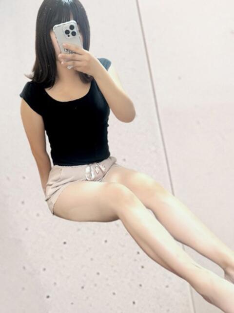 ここ お客様満足度NO.1デリヘル! 秘密倶楽部 凛 千葉(お姉さん・人妻デリヘル)