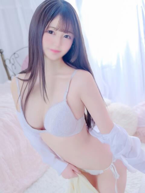 かりん E+アイドルスクール新宿・歌舞伎町店（デリヘル）