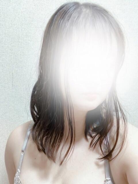 真鍋 いちごみるく（日本橋）（【非風俗】メンズエステ）