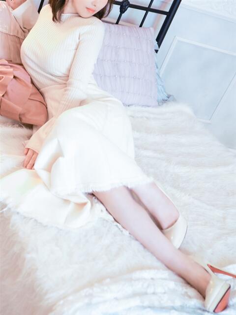 野波 真帆 熟女・人妻マダム宮殿（デリヘル）