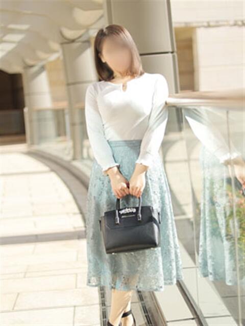 初美 出会い系人妻ネットワーク錦糸町~小岩編(人妻デリヘル)