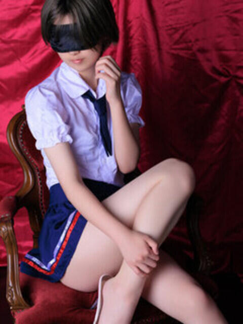 りこ コスプレ痴漢電車（ホテヘル）