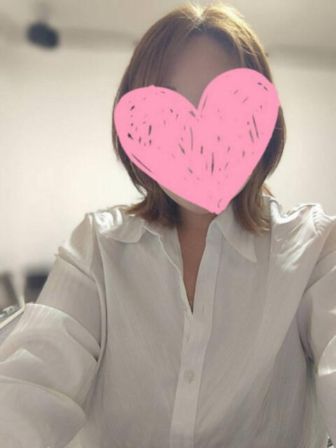 もも Paradis-パラディ-(【非風俗】メンズエステ)