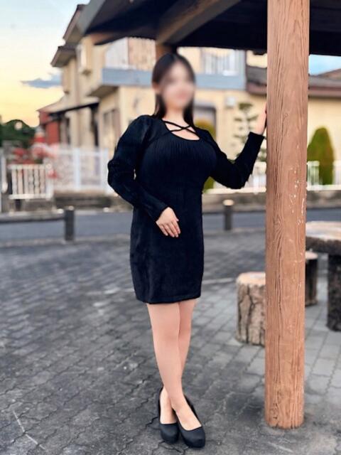 吉見-よしみ- ただ離婚してないだけ（人妻デリヘル）