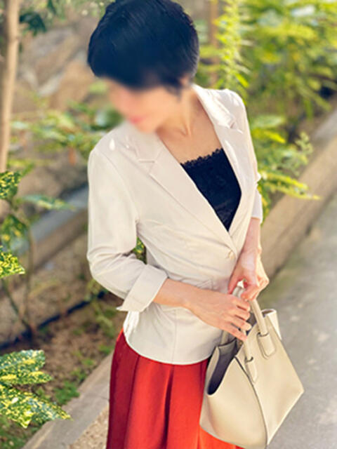 ゆうき 完熟ばなな 谷九店(熟女待ち合わせ型デリヘル)