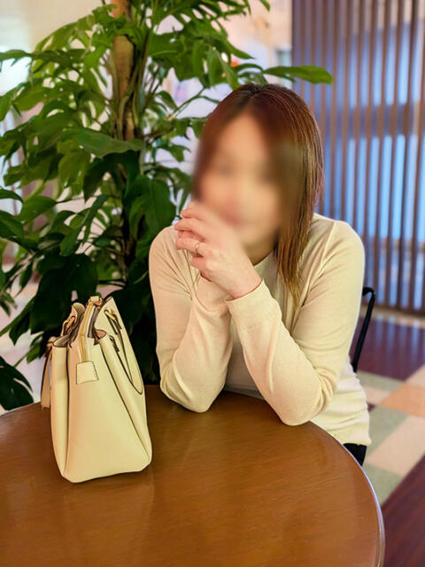 あまね 完熟ばなな 谷九店(熟女待ち合わせ型デリヘル)