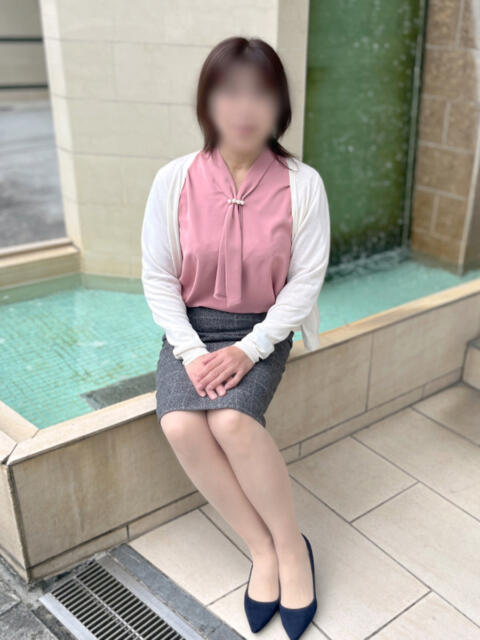 ありさ 完熟ばなな 谷九店(熟女待ち合わせ型デリヘル)