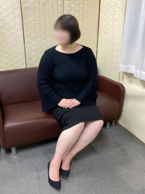 めい 完熟ばなな 谷九店(熟女待ち合わせ型デリヘル)