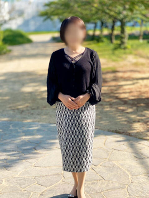 つくし 完熟ばなな 谷九店（熟女待ち合わせ型デリヘル）