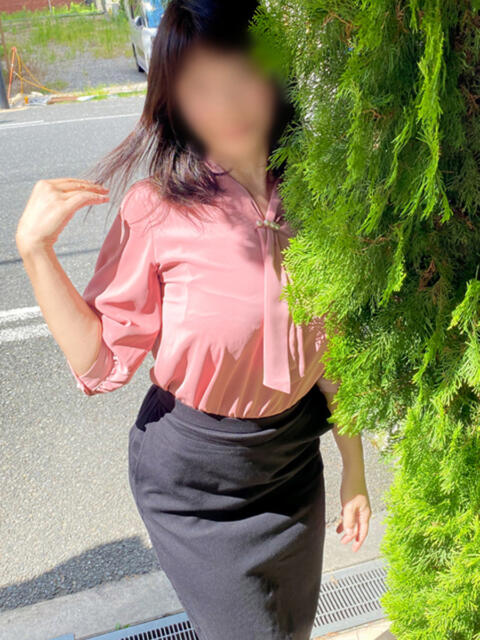 かなこ 完熟ばなな 谷九店(熟女待ち合わせ型デリヘル)