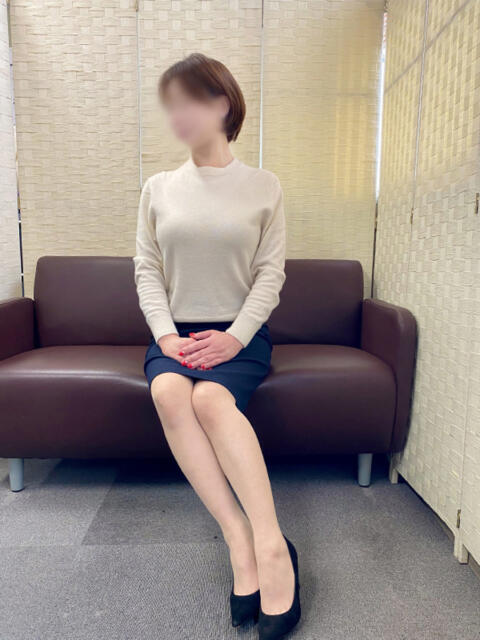 あき 完熟ばなな 谷九店（熟女待ち合わせ型デリヘル）