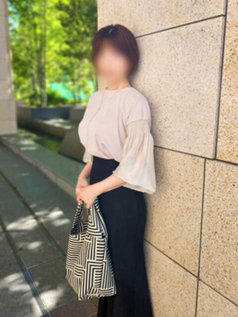 りえこ 完熟ばなな 谷九店(熟女待ち合わせ型デリヘル)