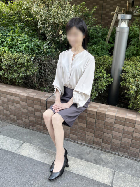 さえ 完熟ばなな 谷九店（熟女待ち合わせ型デリヘル）