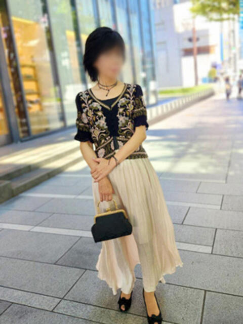 ふゆか 完熟ばなな 谷九店(熟女待ち合わせ型デリヘル)