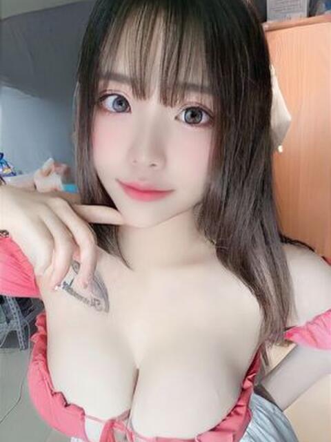 りさ 巨乳CLUBミルク(アジアンデリヘル)