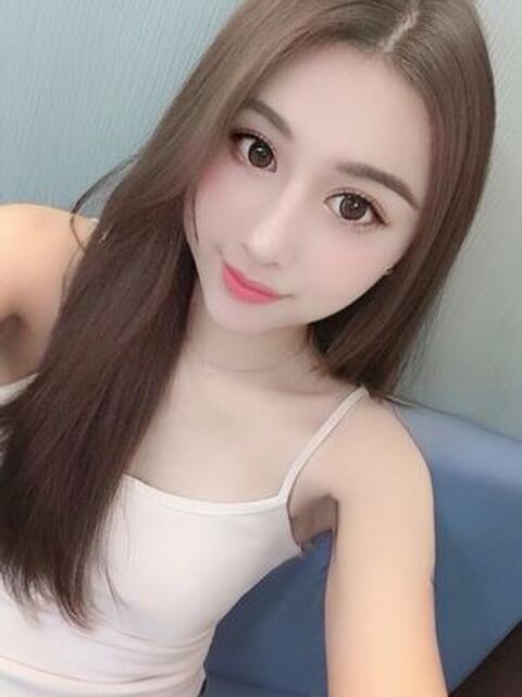 えり 巨乳CLUBミルク(アジアンデリヘル)