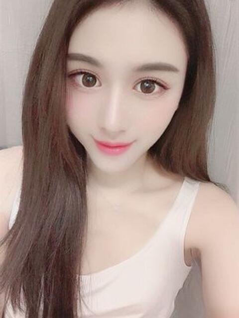 えり 巨乳CLUBミルク(アジアンデリヘル)