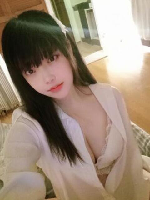 ディア 激安デリヘルめちゃE（アジアンデリヘル）