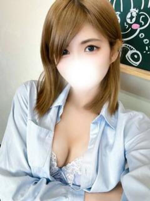 れみ(高身長スレンダー) 学園天国（ファッションヘルス）