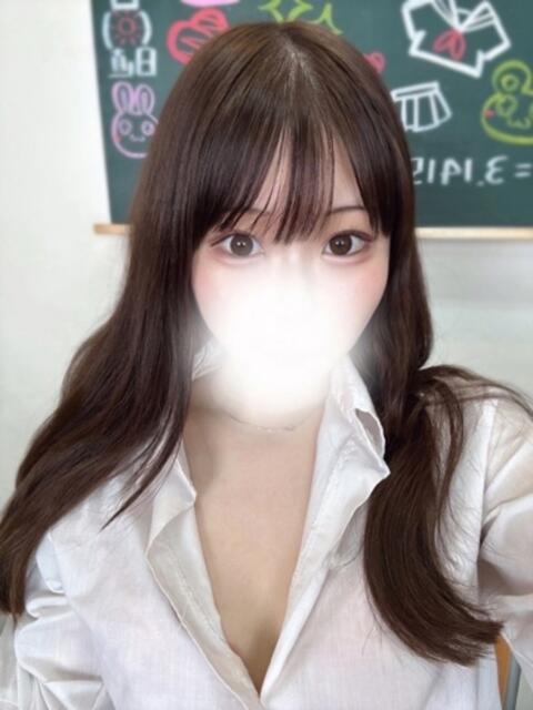 ゆな(Eカップのロリ) 学園天国（ファッションヘルス）