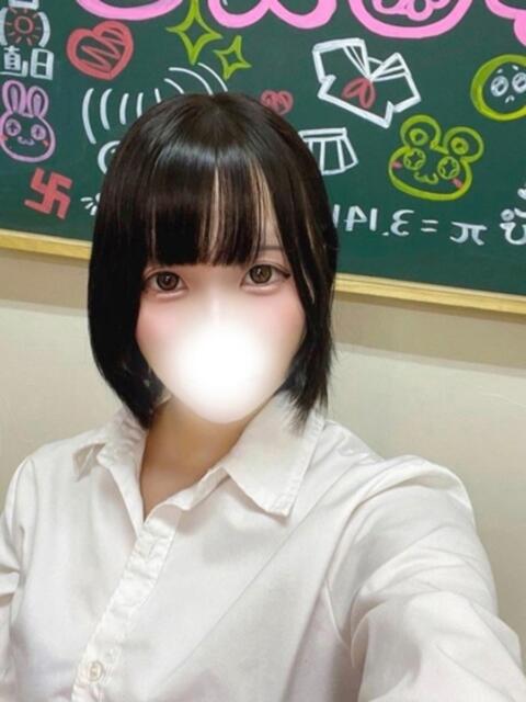 なの(Fカップスレンダー美女) 学園天国（ファッションヘルス）