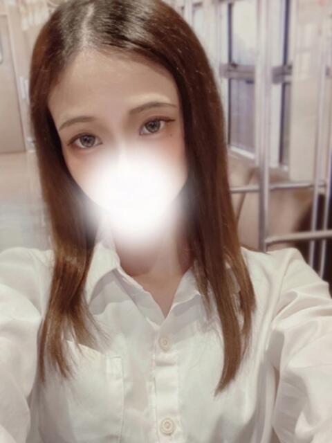 えみ(清純派美少女♪) 学園天国（ファッションヘルス）