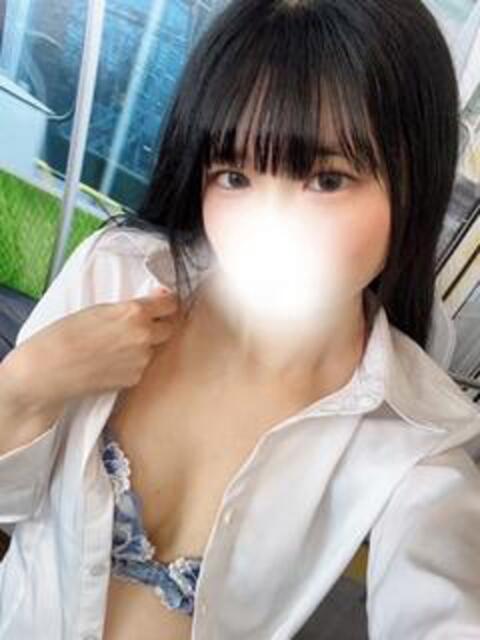 さやか(黒髪清楚な素人娘！) 学園天国（ファッションヘルス）