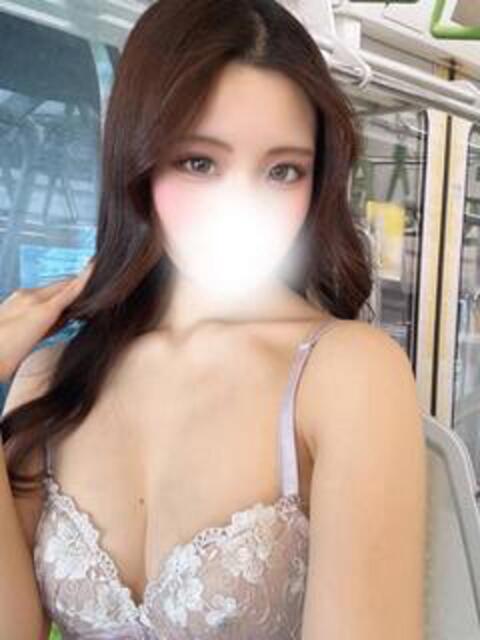 あゆり(容姿、接客最高峰) 学園天国（ファッションヘルス）