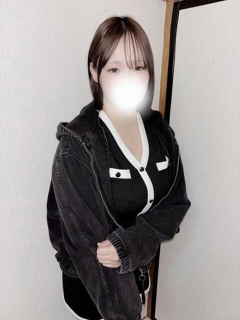 元自衛官高身長爆乳素人みこちゃん ロイヤル アテンダー(デリヘル)