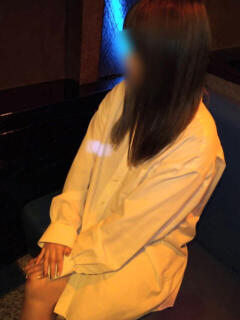 ルナ Elegance(エレガンス)（梅田/おっパブ・セクキャバ）