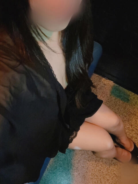 リョウ Elegance(エレガンス)（人妻系セクキャバ）