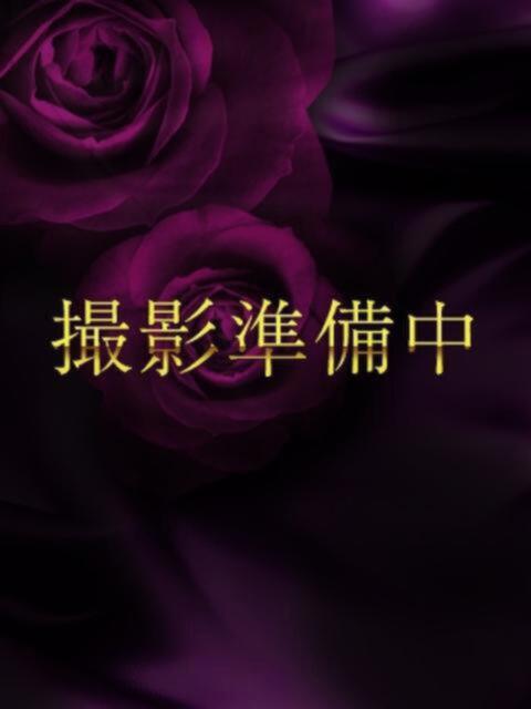 ユイ Elegance(エレガンス)（人妻系セクキャバ）