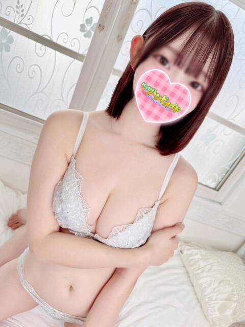 こひな 秋葉原ハンドメイド（派遣型オナクラ）