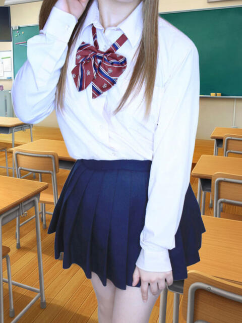 ここな チェリーデイズ(吊革コスプレセクキャバ)