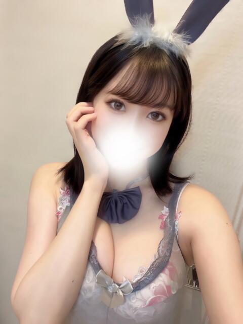えりな クラブ バレンタイン大阪（素人美女専門デリヘル）