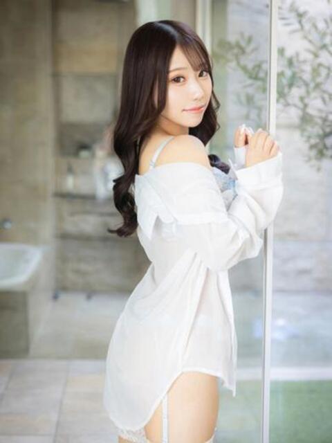 鈴森ひなの ウルトラプラチナム(デリヘル)