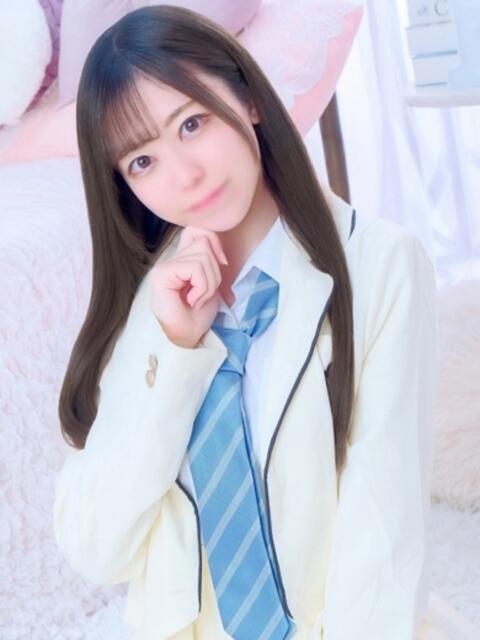 おもち E+アイドルスクール新宿・歌舞伎町店（デリヘル）