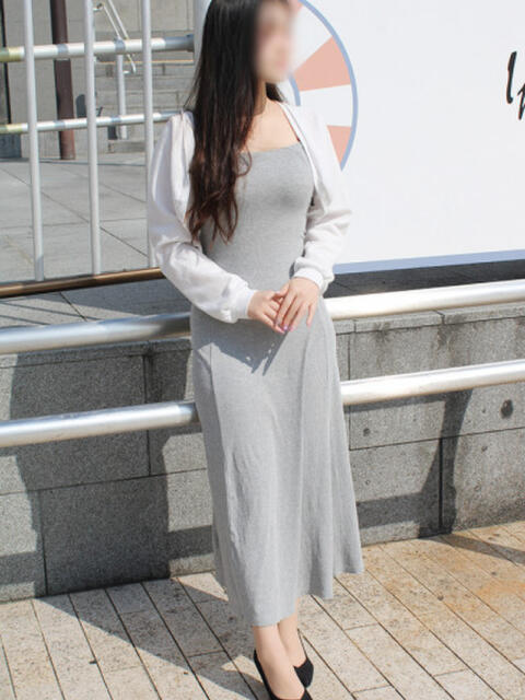 メアリ 奥鉄オクテツ大阪(駅待ち合わせ型人妻デリヘル)