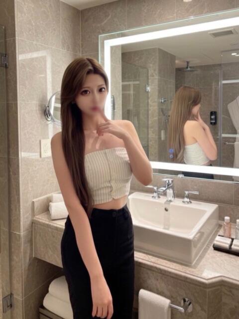 愛楼/めろ・最高級到達点 Platinum Legend(プラチナムレジェンド)（デリヘル）