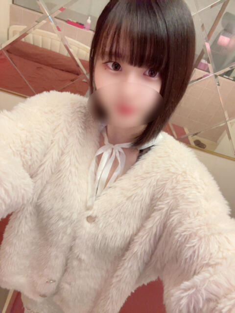 新人③番さん MOMO(モモ)(ソープランド)