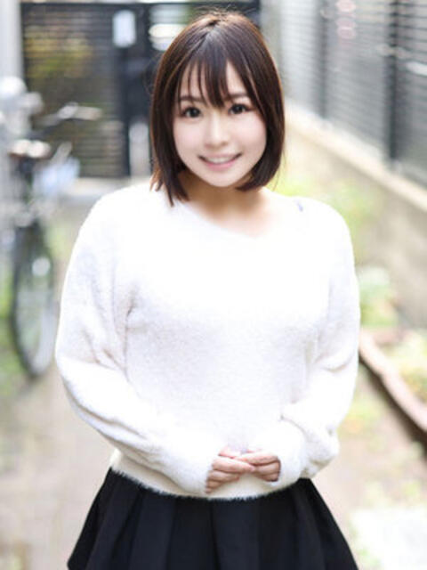 落合ひびき 断りきれない美人マッサージ嬢たち（デリヘル＆エステ）