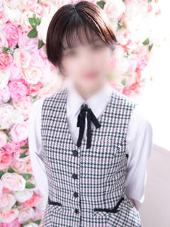 えま 新宿・本格コスプレ美人秘書オフィスイメクラ「秘書課女子」（新宿・歌舞伎町/デリヘル）