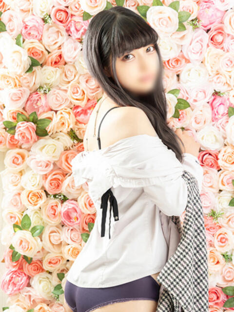 みう 新宿・本格コスプレ美人秘書オフィスイメクラ「秘書課女子」(デリヘル)