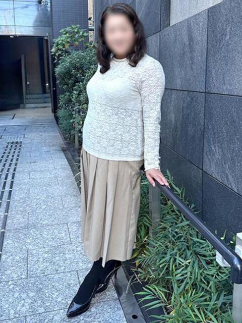 こなつ 新宿・新大久保おかあさん（熟女デリヘル）